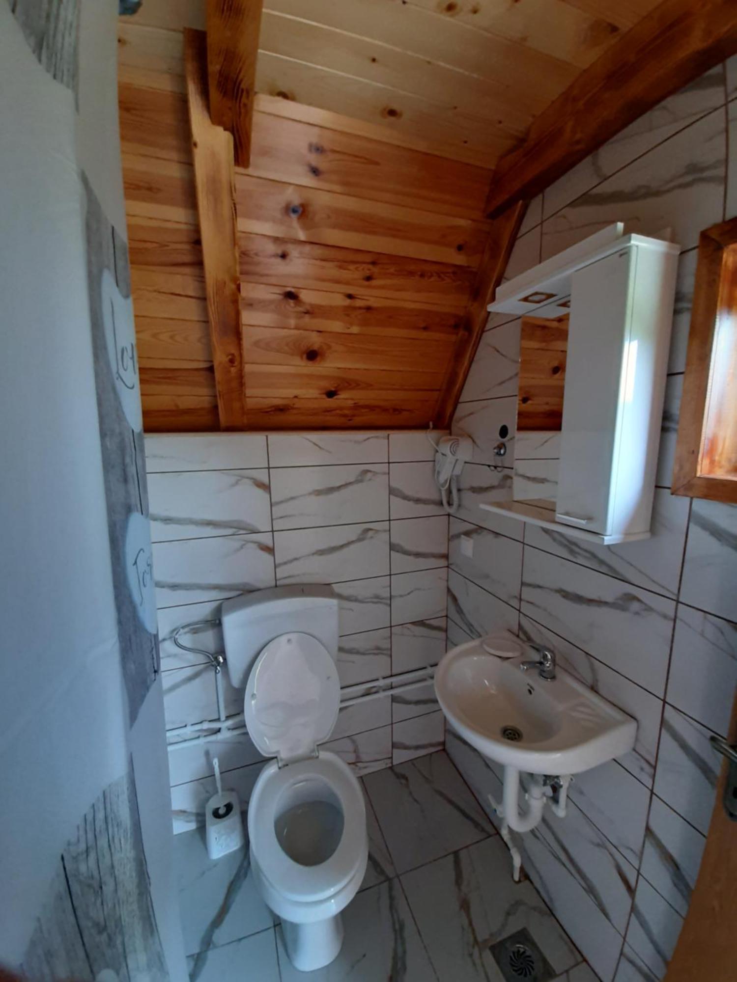 Wooden Cottage Podgora جابلياك المظهر الخارجي الصورة